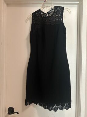 Karl Lagerfeld Black Floral Lace Shell Top